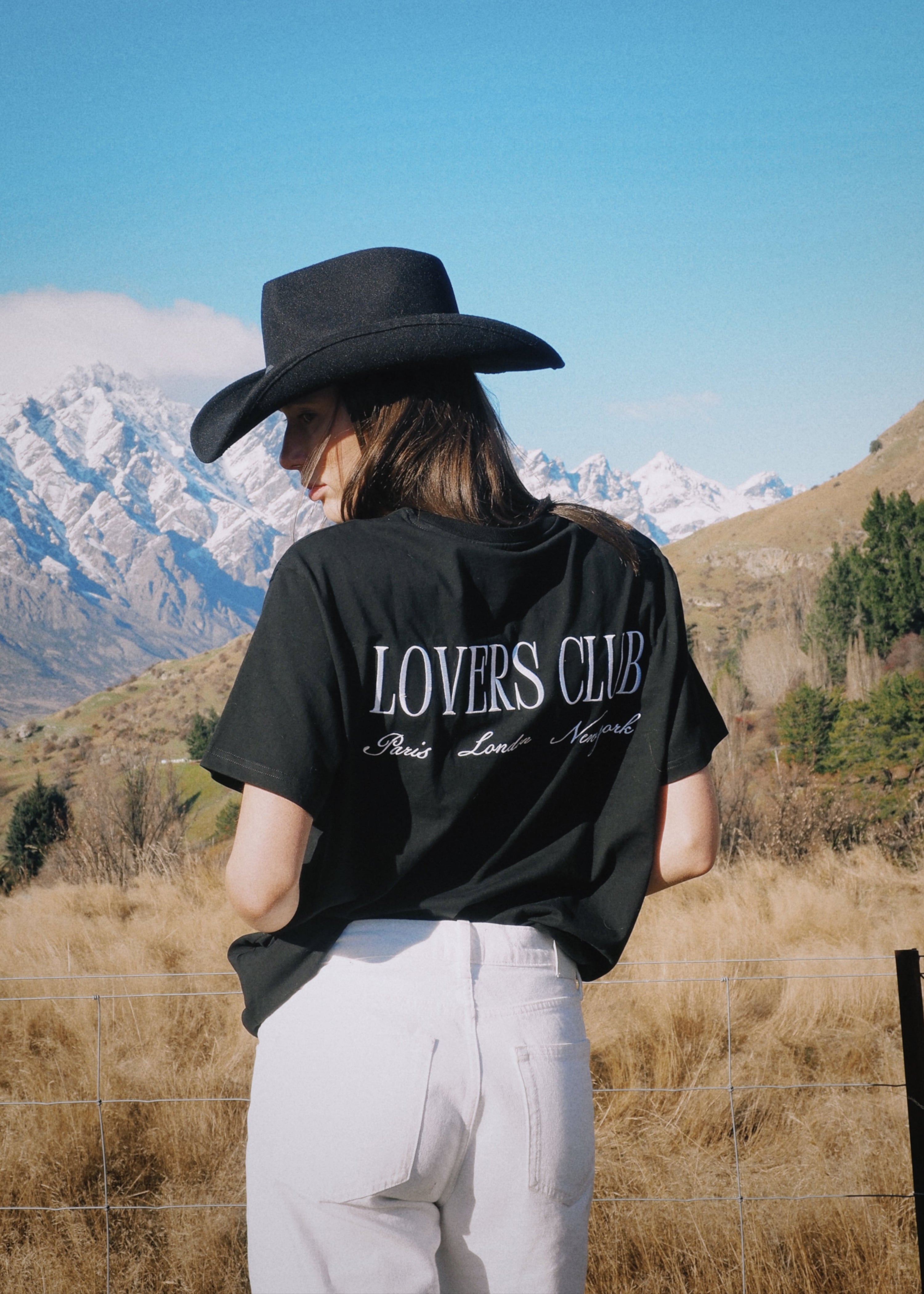 LOVERS CLUB TEE