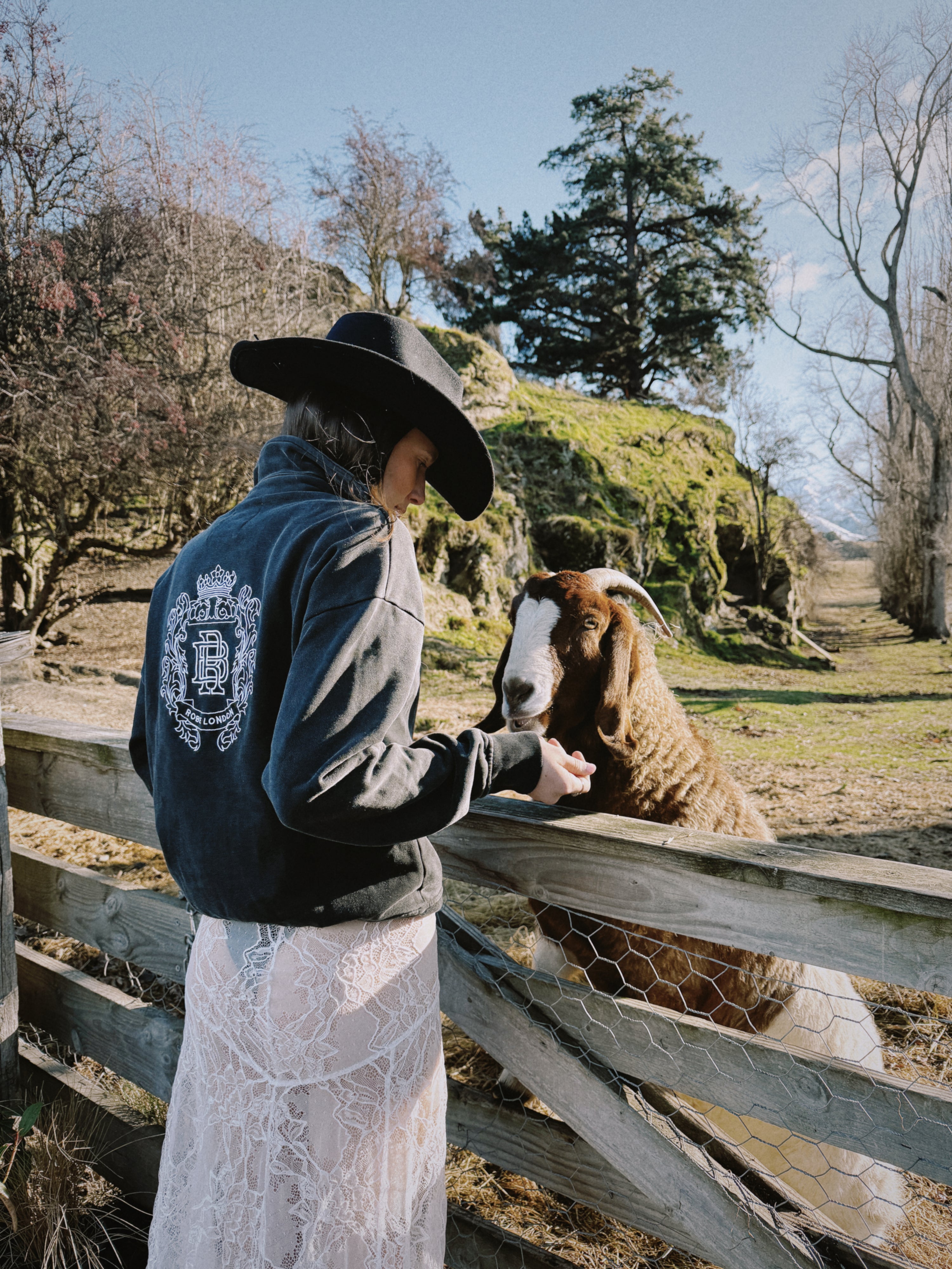 WASHED MONOGRAM HALF BUTTON